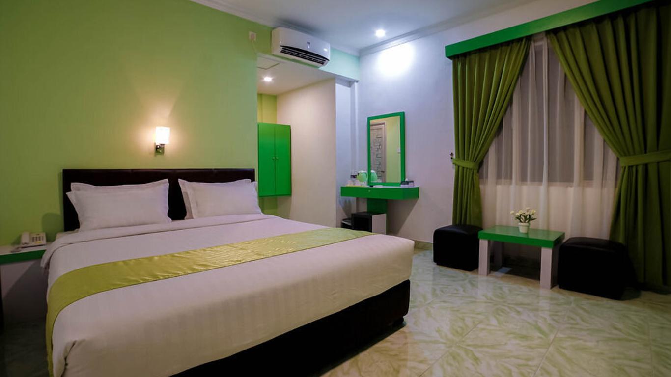 ZEN Rooms Near Fery Terminal Batam Centre