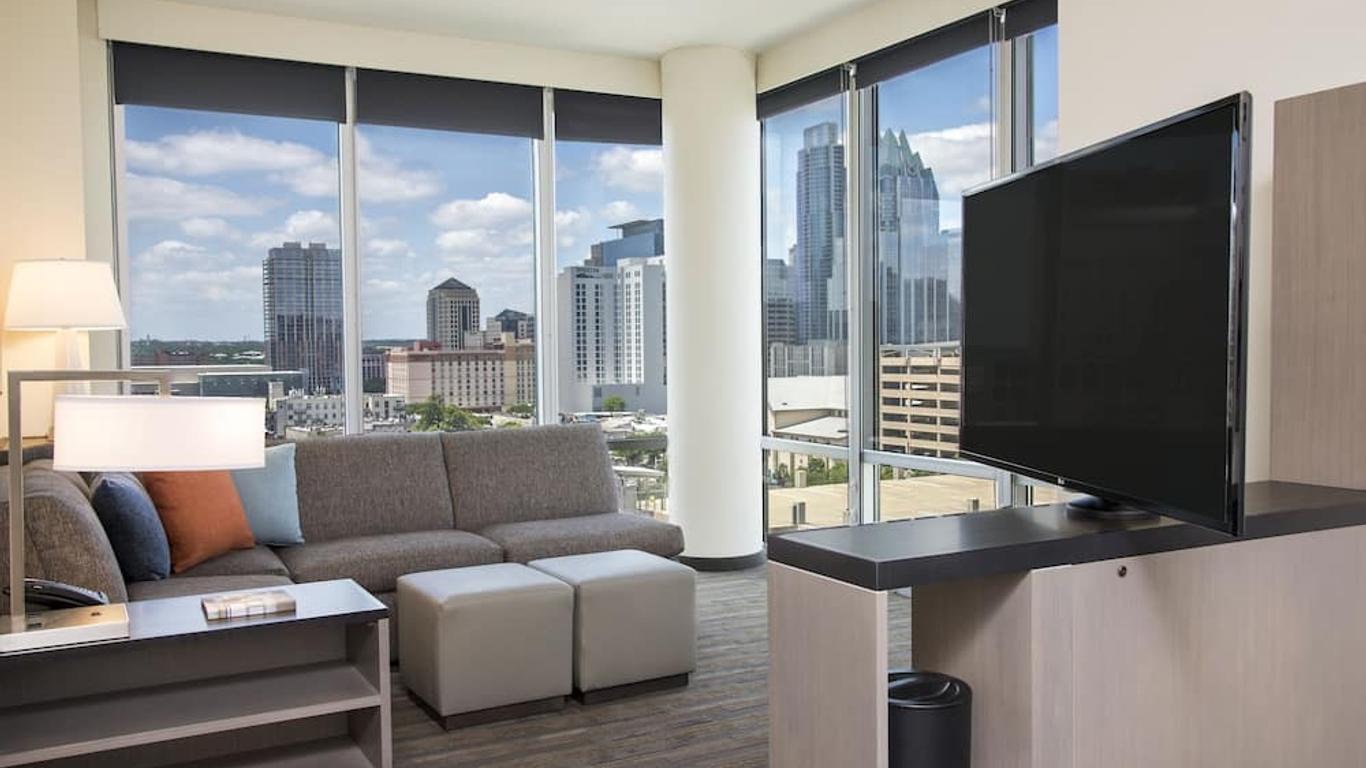 Hyatt House Austin/Downtown