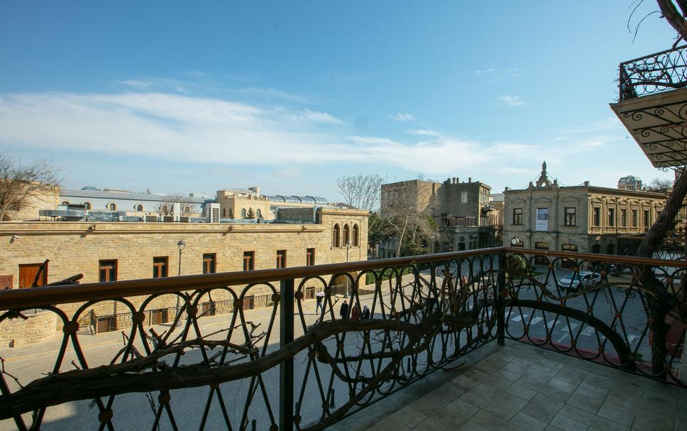 Balcony Photo