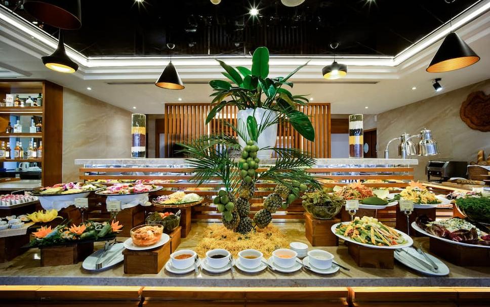 Buffet Photo